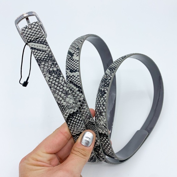 Chico's Accessories - Chico's Gray Snakeskin Belt